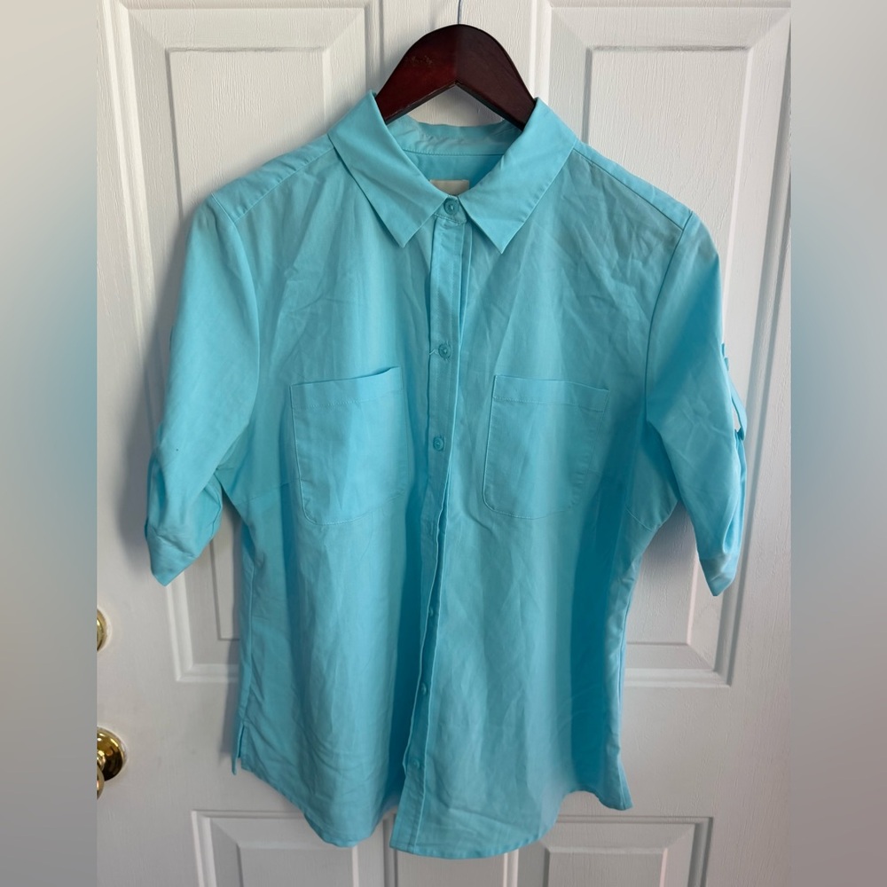 CHICÓS Women’s Blouse SIZE 1 (M) Aqua Blue ButtonUp Modal Blend Roll Tab Sleeves